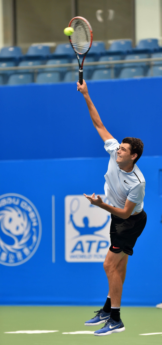 中坚之手 中坚之手